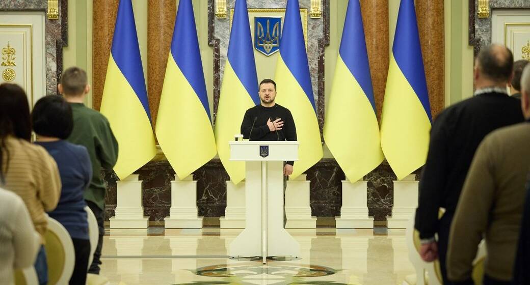 Зеленський нагородив сертифікатами на отримання житла воїнів з Вінниччини, які стали Героями України (Відео)