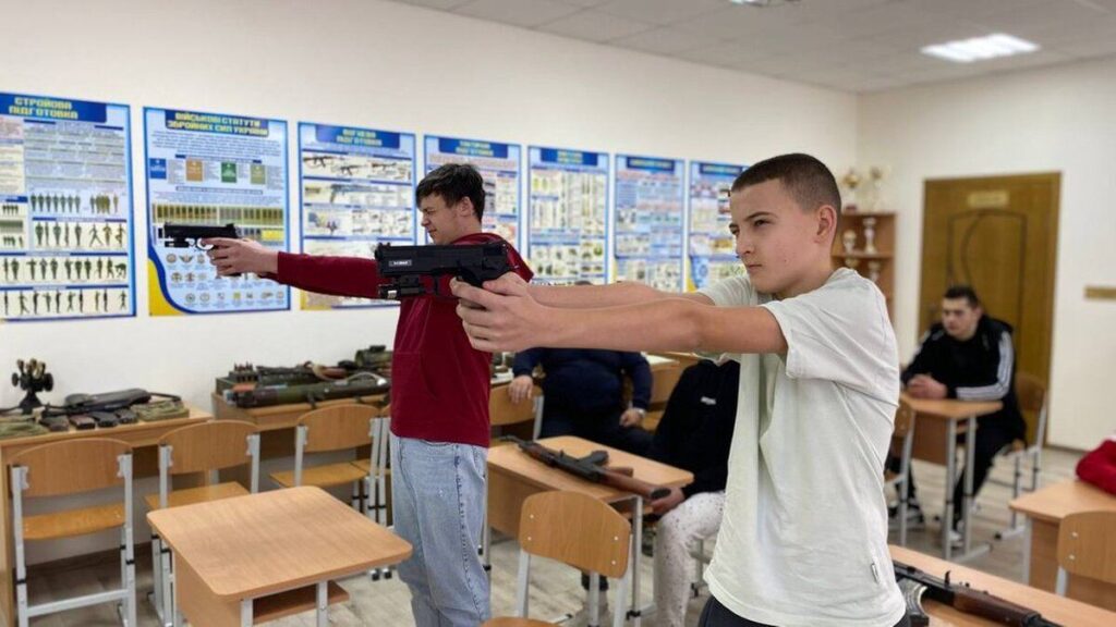 У ліцеї Вінниччини запрацював інтерактивний лазерний тир