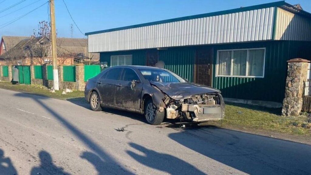 Трагедія на Вінниччині: під колесами автомобіля загинув 37-річний пішохід