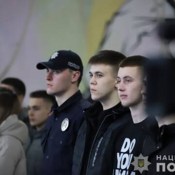 У Вінниці вчетверте стартував курс єдиного в Україні молодіжного проєкту «Кадетський корпус поліції»