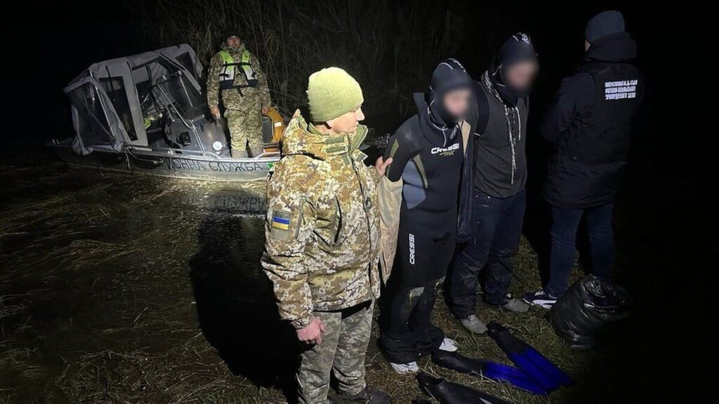 На Вінниччині затримали чоловіків, які хотіли незаконно перетнути кордон