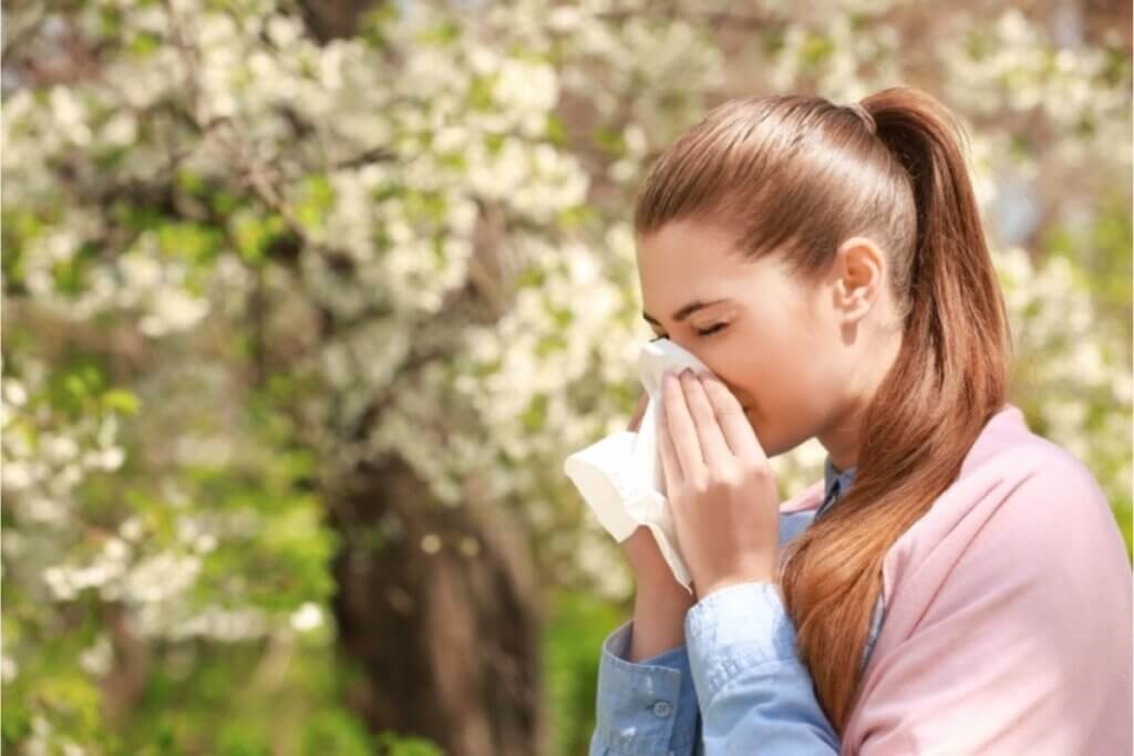 Весна настала разом з алергією: чому з’являється реакція на цвітіння і чи можна це вилікувати