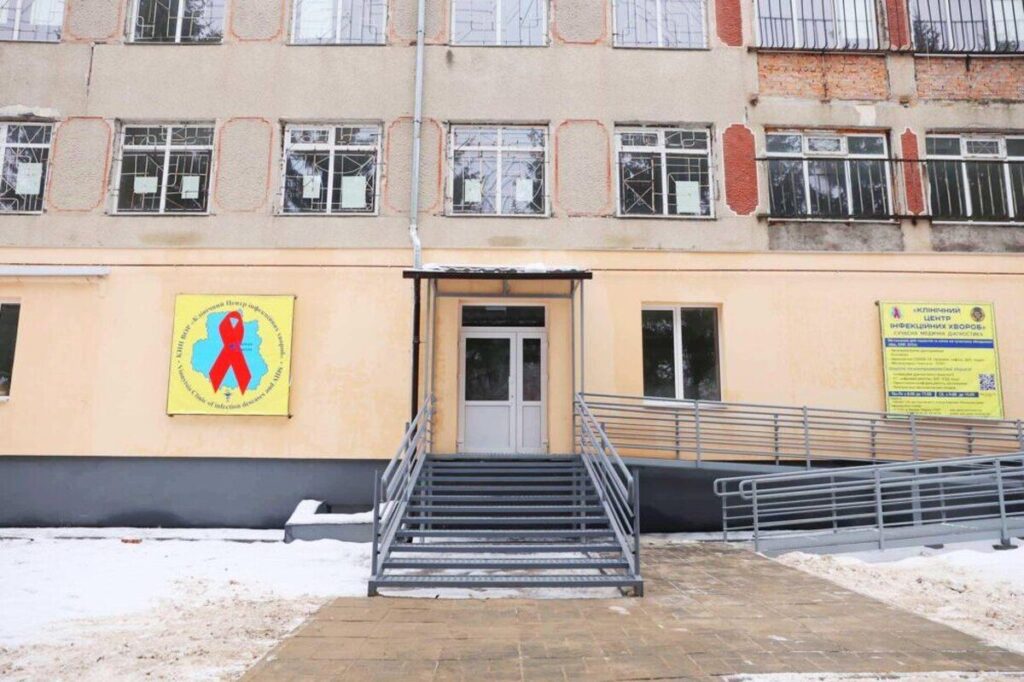 Чому вінницький клінічний центр інфекційних хвороб позбавили пакету НСЗУ?