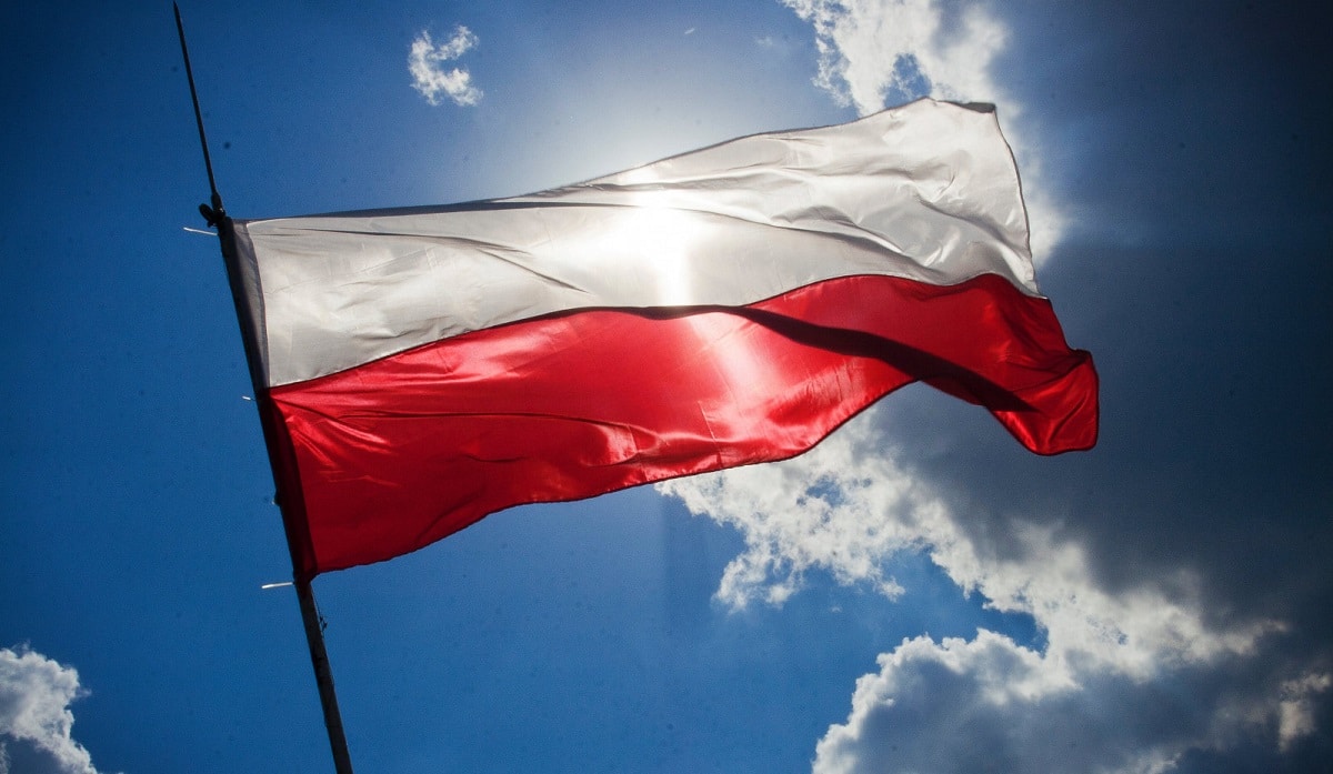 Масштабні звільнення на підприємствах у Польщі: експерти пояснили, чого чекати