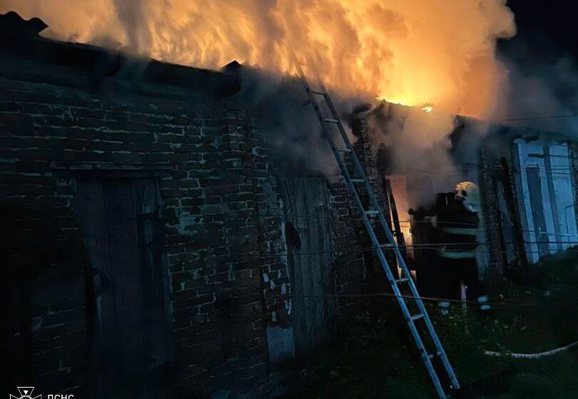 Минулої доби рятувальники Вінниччини ліквідували 9 пожеж