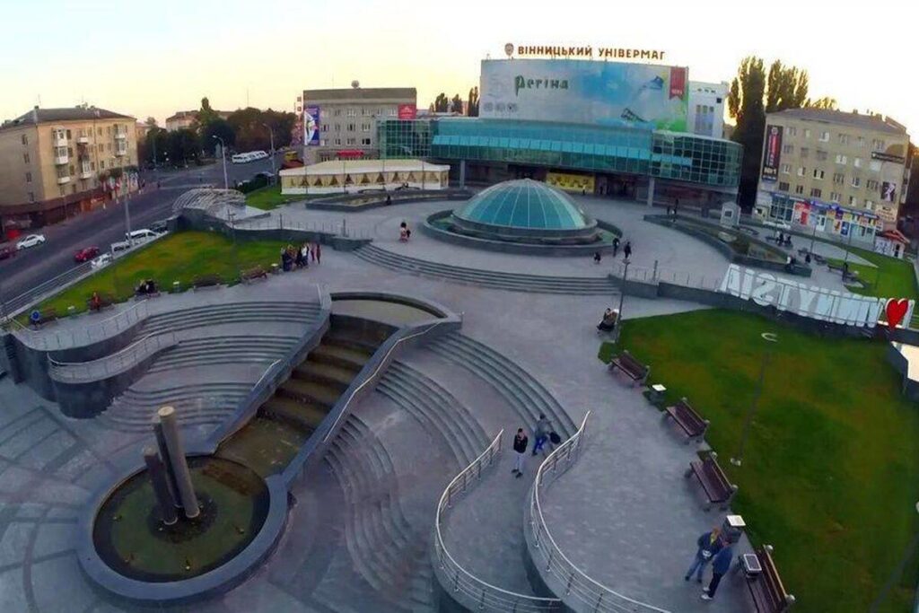 Повідомляють про замінування «Вінницького універмагу»