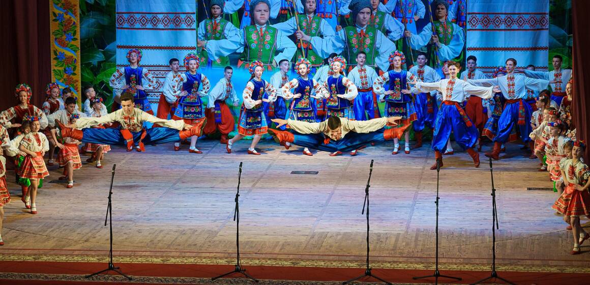 Народний ансамбль танцю «Барвінок» відзначив своє 40-річчя