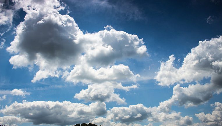 Хмарно з проясненнями та невеликий дощ: погода на Вінниччині 16 квітня