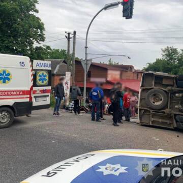 На Вінниччині трапилася жахлива ДТП: відомо про 11 постраждалих