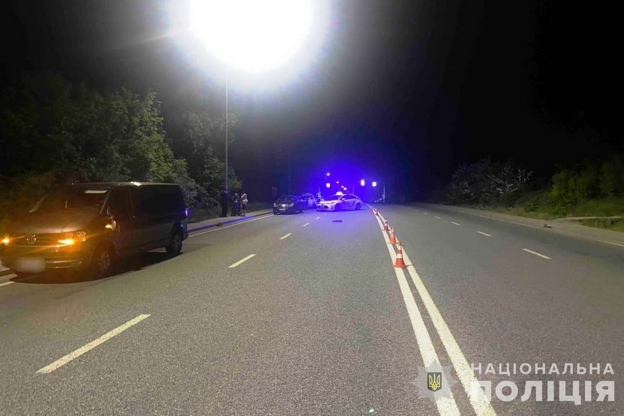 У Хмільницькому районі водій Volkswagen збив пішохода