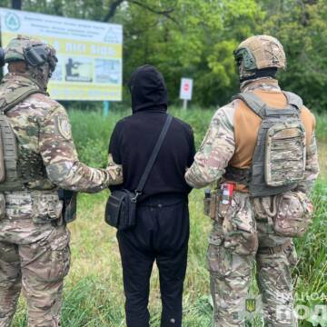 На Вінниччині правоохоронці затримала раніше судимого наркозакладчика