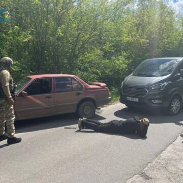 За організацію незаконного перетину державного кордону викрито чотирьох вінничан (ФОТО)