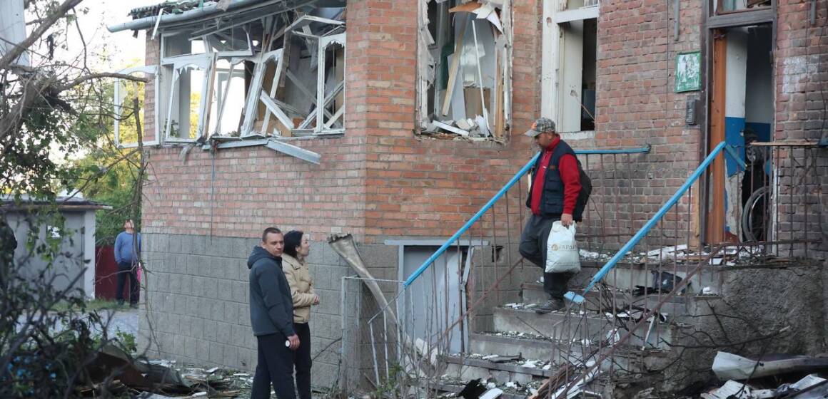 Внаслідок падіння уламків дрону на Вінниччині пошкоджено будинки та є потерпілі