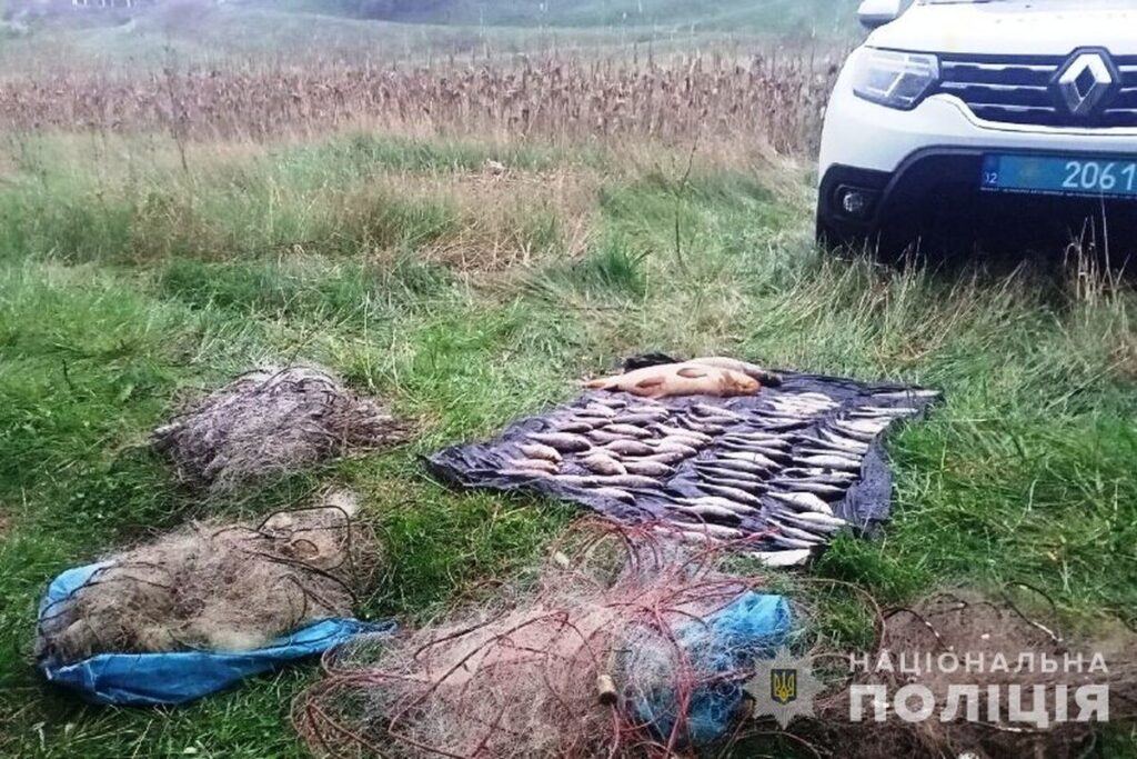 На Вінниччині поліція розслідує 12 кримінальних справ за незаконний вилов риби