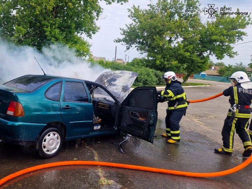 На Вінниччині через розгерметизацію газової системи загорівся легковик