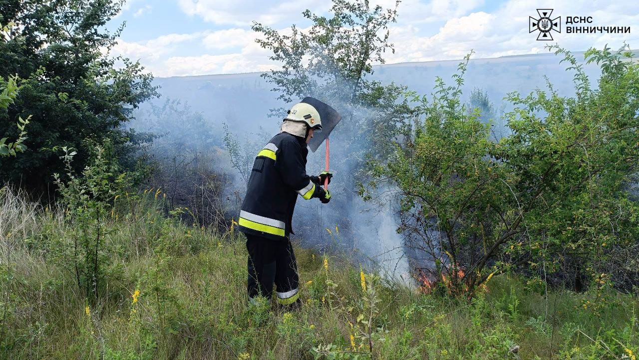 На Вінниччині рятувальники ліквідували 4 пожежі