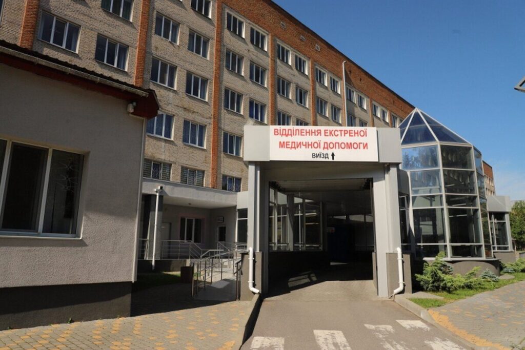 У Вінницькій лікарні побудують укриття з вертолітним майданчиком
