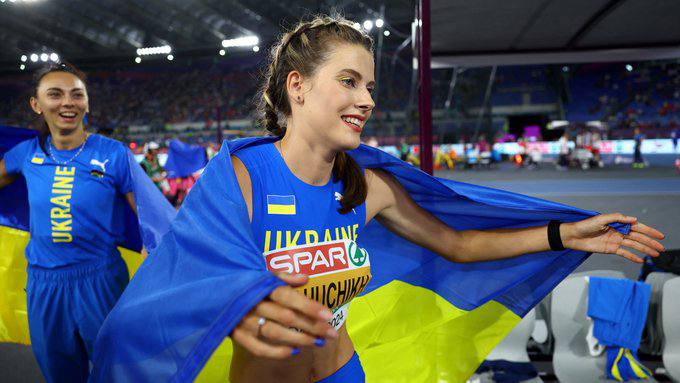 Ярослава Магучіх встановила світовий рекорд у жіночих стрибках у висоту