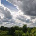 Мінлива хмарність, проте без опадів: прогноз погоди на Вінниччині