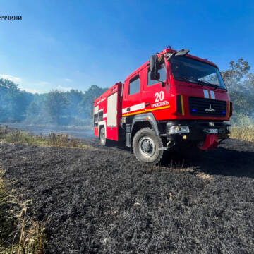 Минулої доби на Вінниччині рятувальники ліквідували 16 пожеж