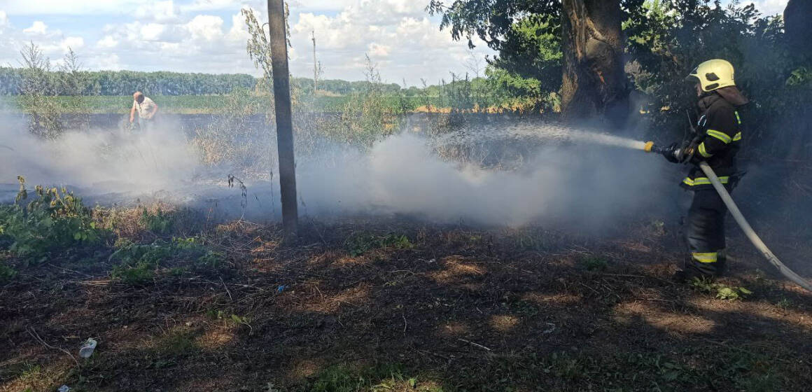 Минулої доби на Вінниччині ліквідовано 12 пожеж