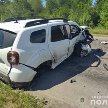 На Вінниччині п’яний водій  зіткнувся із зустрічним автомобілем: пасажира госпіталізовано