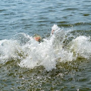 На Тяжилівському озері втопився чоловік: тривають пошуки
