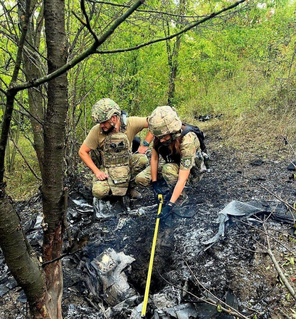 Атака на Вінниччину: вибухотехніки показали фото уламків збитих безпілотників