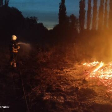 Нехтування правилами безпеки спричинило 11 пожеж на Вінниччині за добу