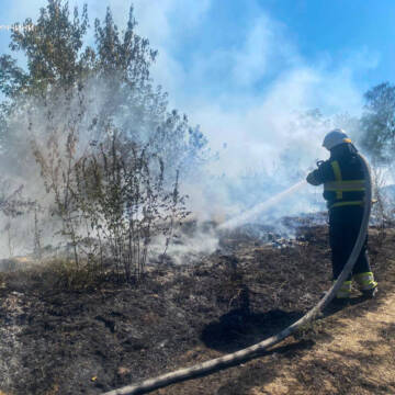 Минулої доби на Вінниччині рятувальники ліквідували 24 пожежі