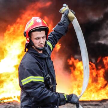 Рятувальники Вінниччини ліквідували наслідки ворожих обстрілів (Фото)