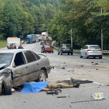 На об’їзній дорозі Вінниці сталася ДТП за участю трьох авто: загинув військовослужбовець