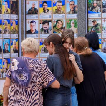 У День пам’яті Захисників і Захисниць України вінничани вшанували пам’ять оборонців