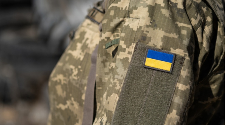 Зеленський підписав закон про відстрочку тим, чиї неповнорідні родичі загинули на війні чи зникли безвісти