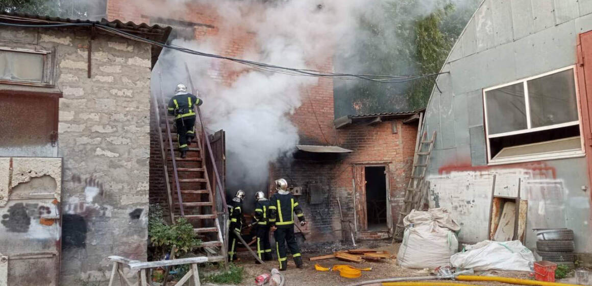 На одному з підприємств Вінниці сталася пожежа: подробиці