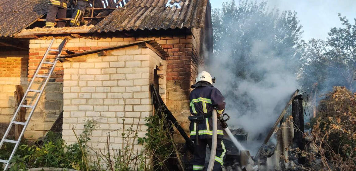 Вогняна доба: на Вінниччині за день рятувальники ліквідували 70 пожеж