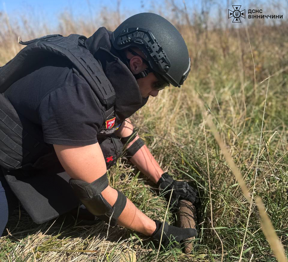 Поблизу Вінниці сапери знищили небезпечний артилерійський снаряд часів Другої світової війни