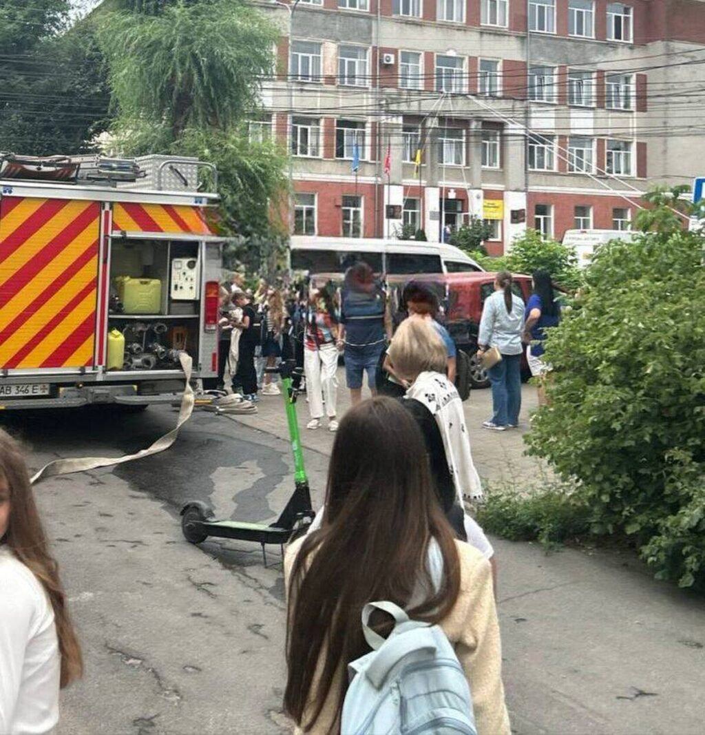 Повідомляють про замінування шкіл у Вінниці