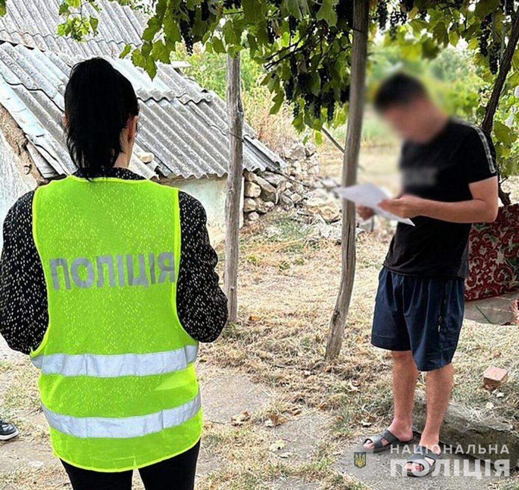 На Житомирщині затримали вінничанина, який збував підроблені євро