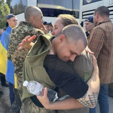 Обмін полоненими: додому повернулися 23 азовці