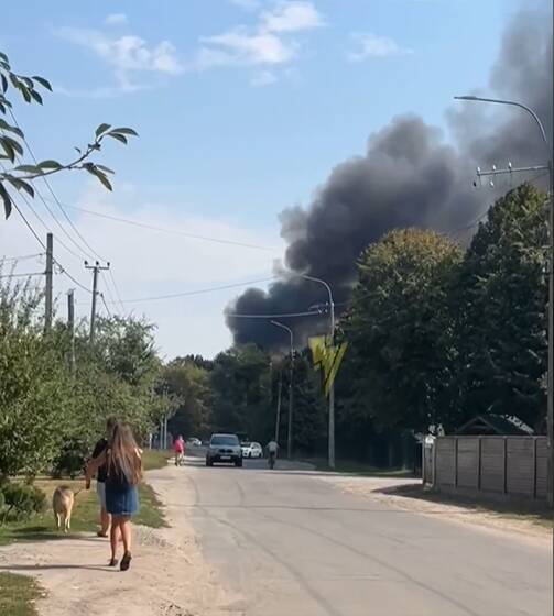 У Вінниці на Старому місті горить недіюча будівля