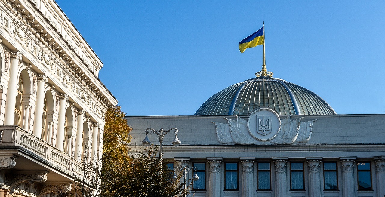 Рада скасувала підвищення зарплат прокурорам