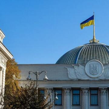 Законопроєкт про підвищення податків: Рада підтримала правку не піднімати військовослужбовцям військовий збір