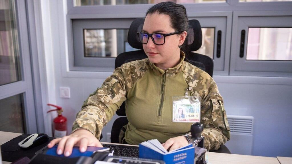 На Вінниччині прикордонники затримали двох чоловіків, які хотіли виїхати за кордон уклавши фіктивний шлюб