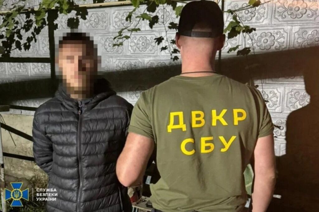 СБУ затримала дезертира, який коригував удари по Вінниччині та Сумщині на замовлення російської розвідки