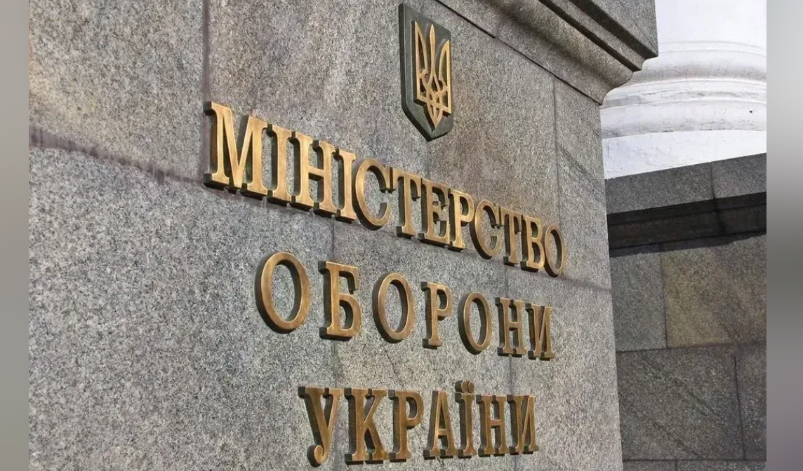 Уряд звільнив заступника Умєрова та держсекретаря Міноборони