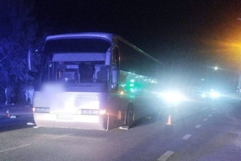 На Вінниччині автобус наїхав на жінку: подробиці ДТП