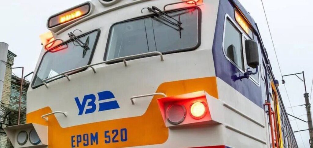 В Україні запустять оновлений поїзд за важливим маршрутом: як виглядає всередині. Фото