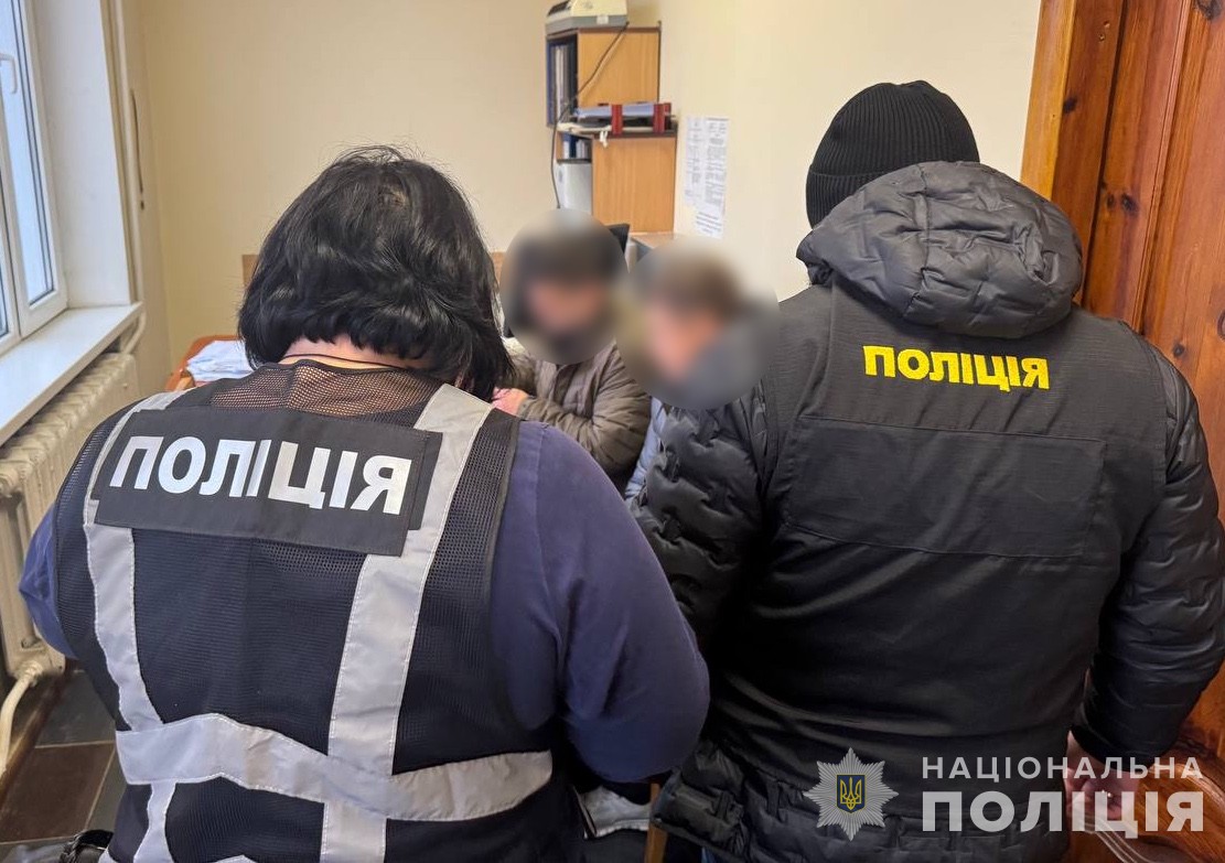 Зливали пальне з локомотивів: поліція оголосила підозри учасникам злочинної групи