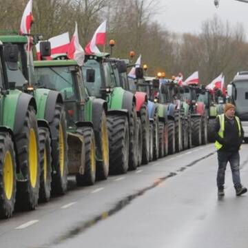 Польські фермери поки не відновлюватимуть протести на кордоні